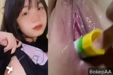 Baby Phuong 2k8 masturbasi dengan sebotol lem danau basah
