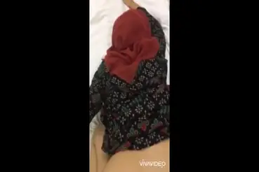 Jilbab Layani Dua Pria Takut Intens Viral