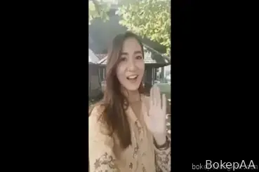 Vlogger SMA Seksi Live Ngentot, Memek Basah Zoom Close Up